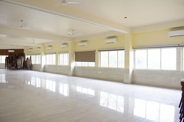 Conference & Banquet Hall