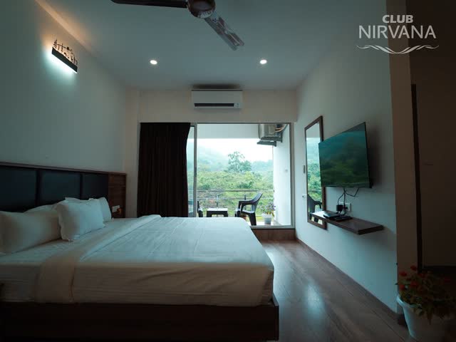 Luxury Room With Balcony, photo 7
